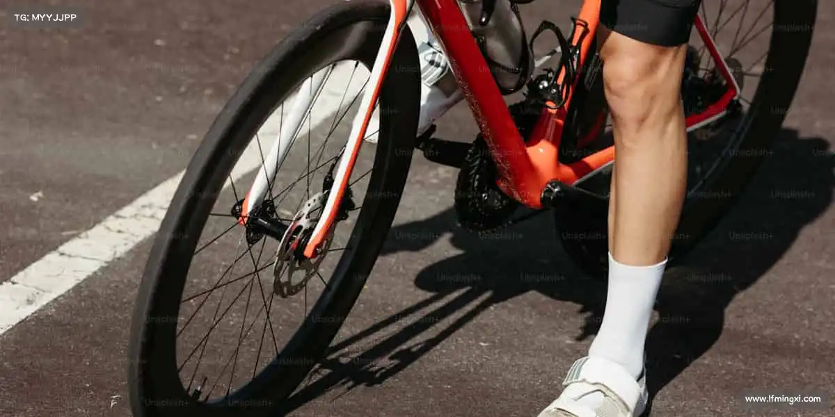 yp街机电子游戏——与运动同行，赴青春之约！🚴